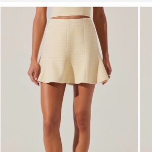 ASTR The Label Yellow Kiona Metallic Tweed skirt NWT